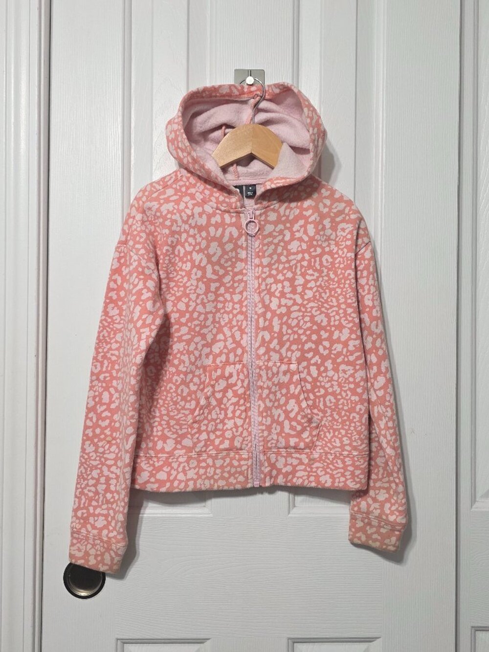 Girls Pink Cheetah Zip Up Hoodie, Medium